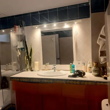 Esencia Lanzarote 야이자